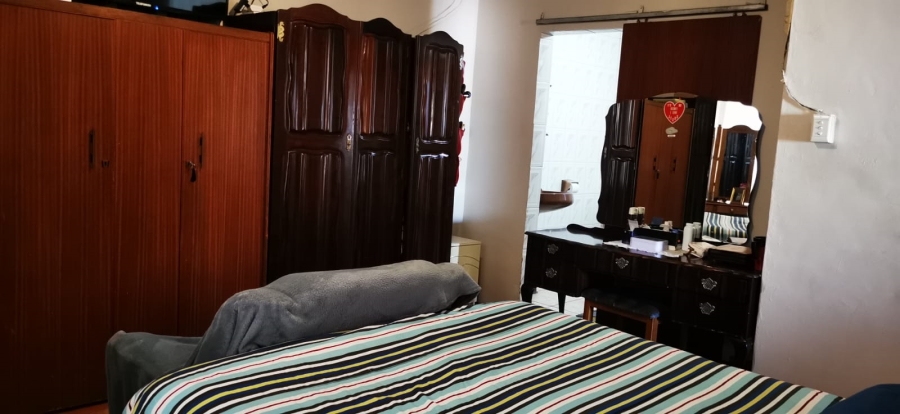 3 Bedroom Property for Sale in Electric City Western Cape